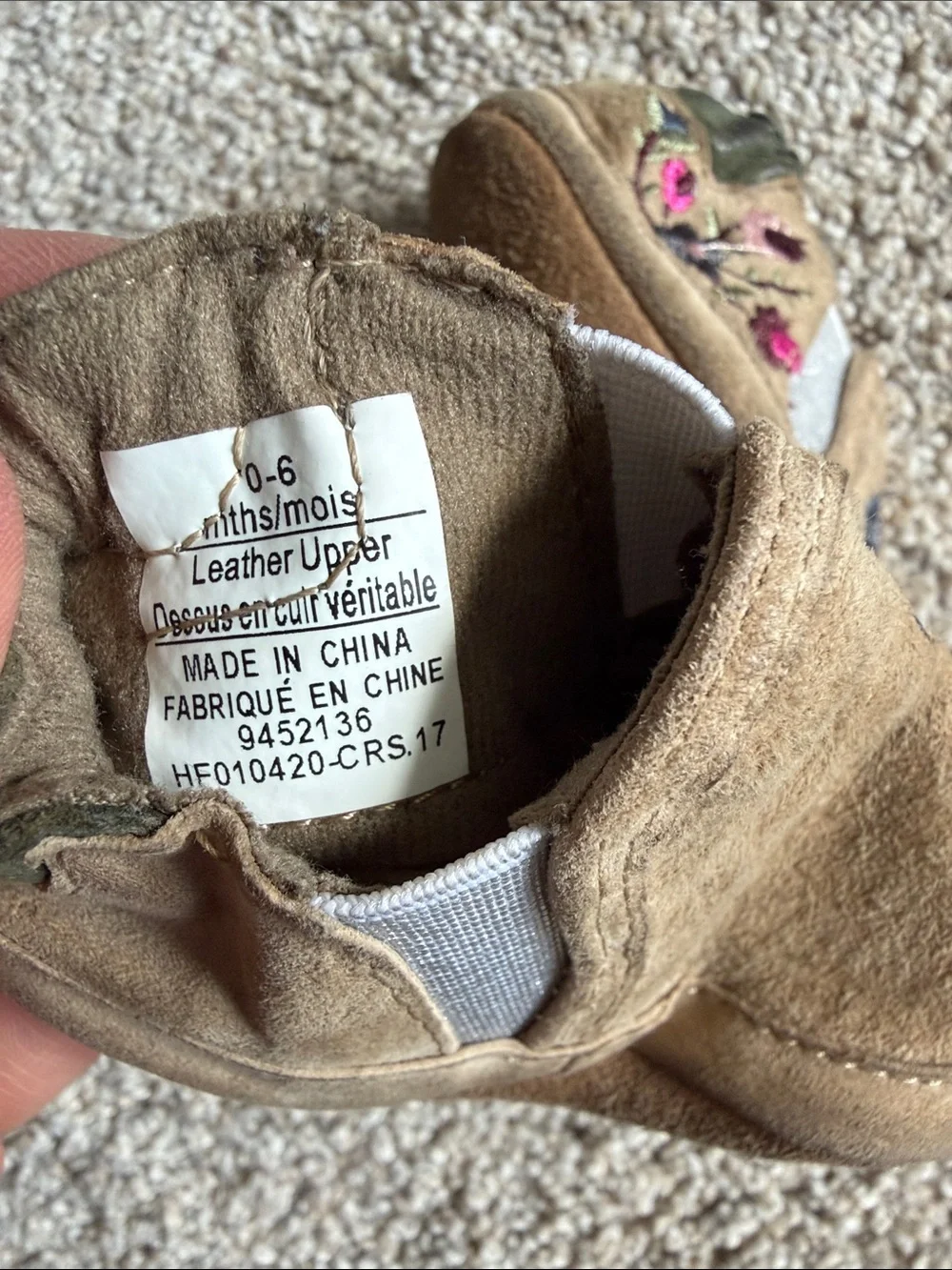 Robeez Baby Girl Aubrey Brown Suede Slip-On Moccasins Walkers Floral Embroidery